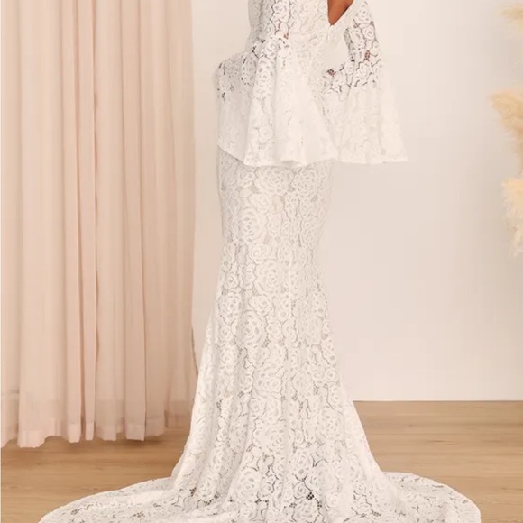 Lulu’s wedding dress size XS - Picture 9 of 13